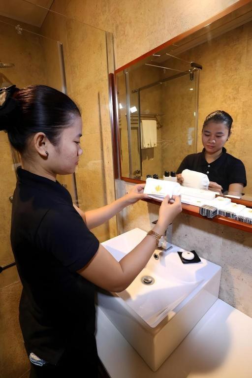 Lotus Blu Hotel Legazpi Eksteriør bilde